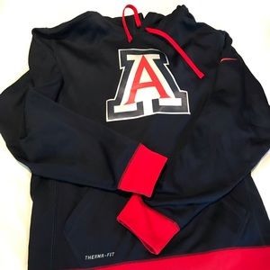 NWOT Nike therma fit University of Arizona hoodie